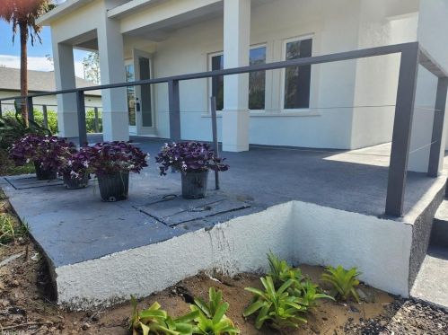 4150 10th Ave, Naples FL  34117-9119 exterior