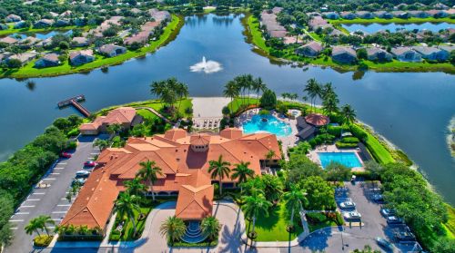 11652 Castellon Ct, Boynton Beach FL  33437-4085 exterior