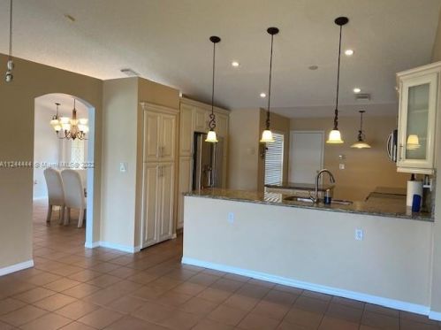 13120 19th Dr, Hollywood FL  33027-3430 exterior