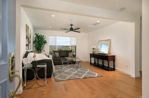 1018 5th Ave, Escondido, CA 92025-4621