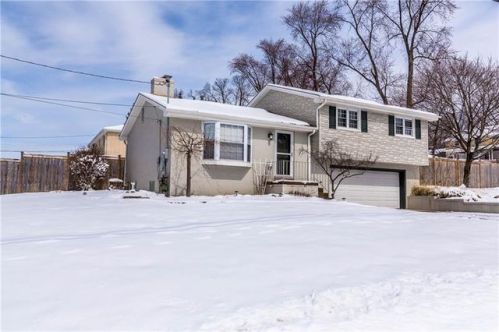 300 Elfinwild Ln, Glenshaw, PA 15116-1250