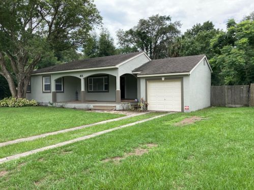 821 Catalina Dr, Sanford, FL 32771-3506