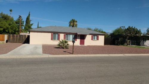 6151 27th St, Tucson, AZ 85711-6028
