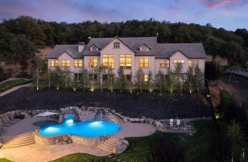 3500 Deer Valley Rd, Rescue, CA 95672-9668