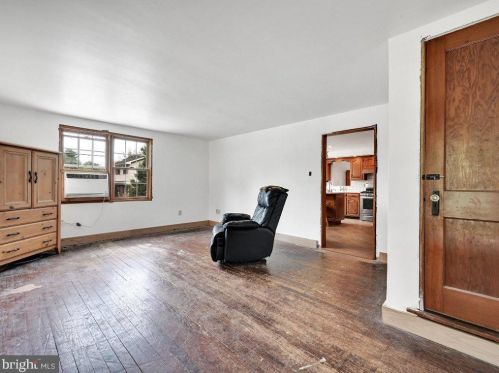 539 Lancaster Pike, Smithville PA  17560-9409 exterior