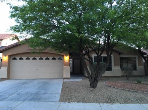 41899 Hall Ct, Maricopa, AZ 85138-8612