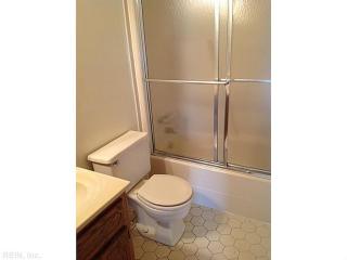 443 Benlea Cir, Virginia Beach VA  23454-3284 exterior