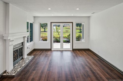 4792 Galicia Way, Oceanside CA  92056-5122 exterior