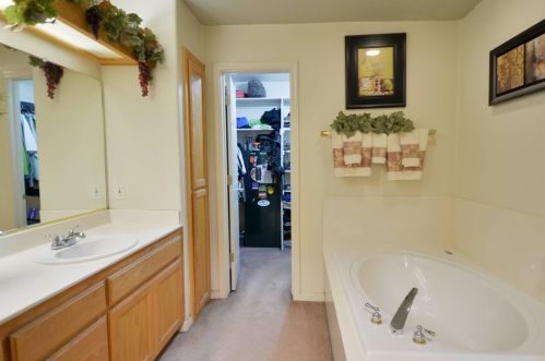 607 Grape St, Los Banos CA  93635-6372 exterior
