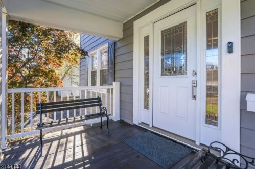 139 Hunter Ave, Fanwood, NJ 07023-1030