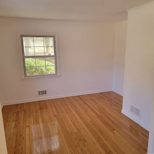 18 Northfield Dr, Northport NY  11768-2413 exterior