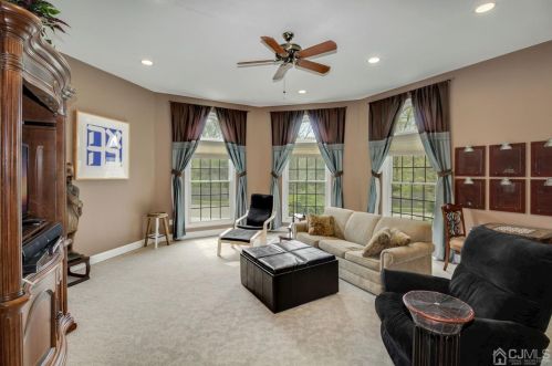 2 Winchester Dr, East Brunswick NJ  08816-3385 exterior