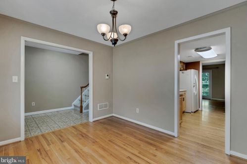 3102 Sapphire Ct, Wilmington DE  19810-2241 exterior