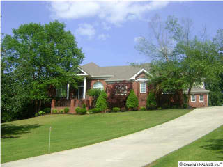 3402 Vestavia, Decatur AL  35603-4604 exterior