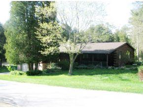 2329 Logwood Ln, Manitowoc, WI 54220-9441
