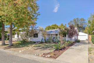 2431 Roland Rd, Sacramento, CA 95821-2320