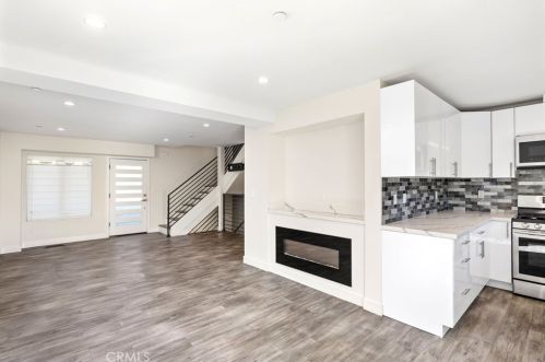 6160 Pacific Coast Hwy, Redondo Beach CA  90277-5907 exterior