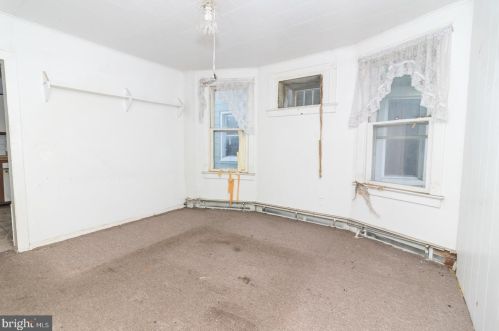 321 Ellis Ave, Trenton, NJ 08638-3947