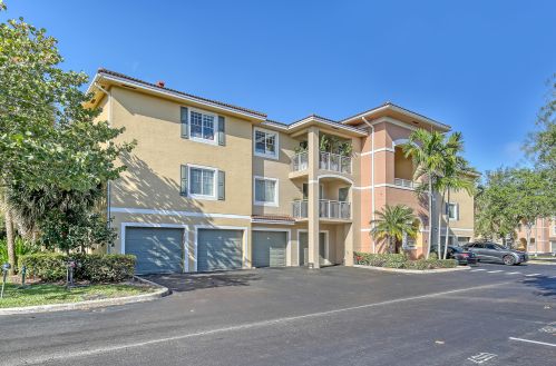 6450 Emerald Dunes Dr, West Palm Beach, FL 33411-2755
