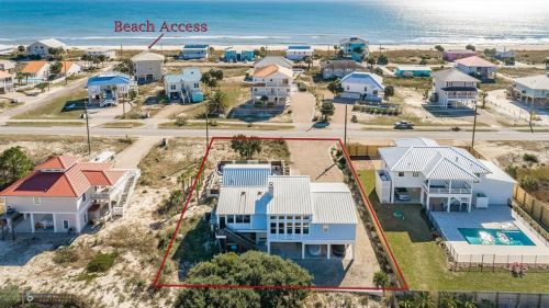 765 Gulf Bch Dr, Saint George Island FL  32328-3112 exterior