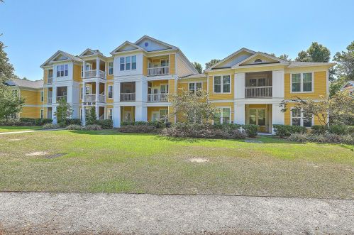 1927 Chatelain Way, Mount Pleasant SC  29464-3272 exterior