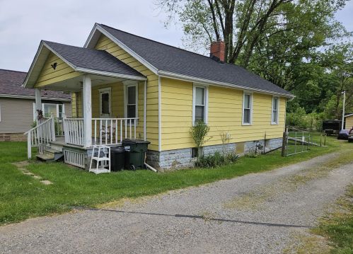 1322 Coopermill Rd, Zanesville, OH 43701-6008