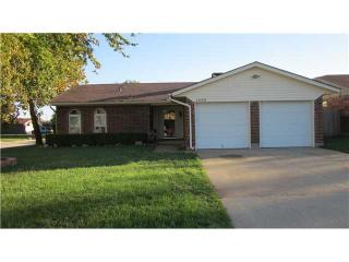 1028 Arlington Dr, Yukon, OK 73099-4906