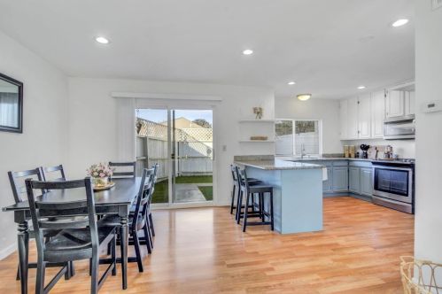 4200 Comet Cir, Union City CA 94587-4026 exterior