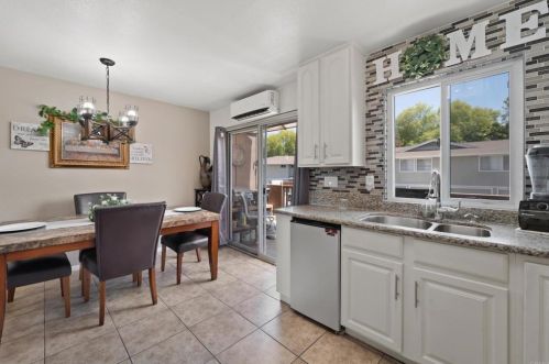 903 Jamacha Rd, El Cajon CA  92019-3203 exterior