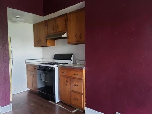 118 Natchez St, Pittsburgh PA 15211-1906 exterior