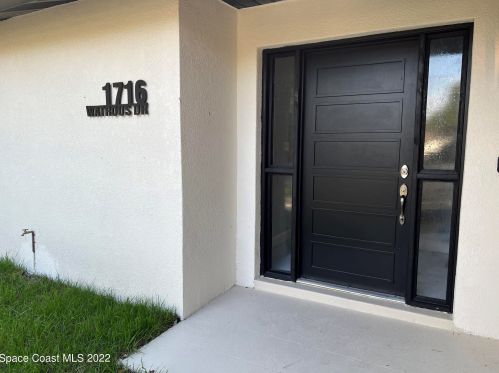 1716 Watrous Dr, Titusville, FL 32780-5377