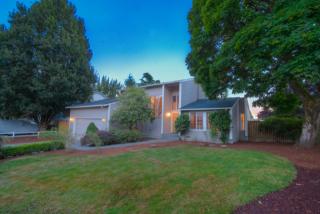 10105 143rd St, Kirkland, WA 98034-9446