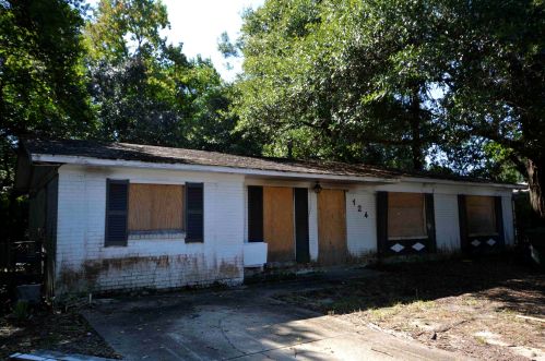 124 Holmes Blvd, Fort Walton Beach, FL 32548-4200