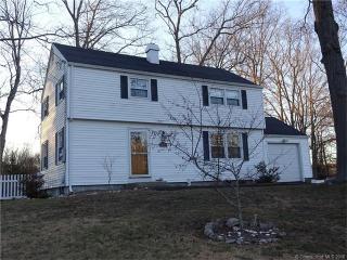 45 Meeting House Ln, Gales Ferry, CT 06339-1723