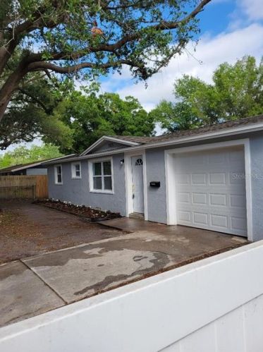 5835 93rd Ave, Pinellas Park, FL 33782-4905