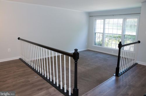 7379 Hidden Knolls Ct, Springfield VA  22153-1910 exterior