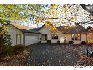 1471 Mtn Mdw Dr, Hendersonville NC  28739-8864 exterior