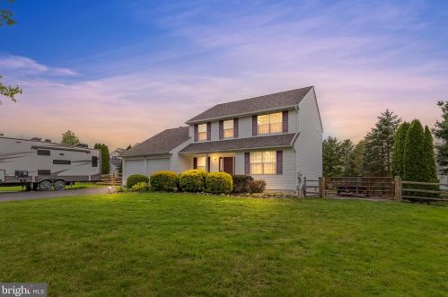 107 Wilson Dr, Collegeville, PA 19473-2341