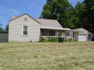 4515 Grafton Rd, Brunswick, OH 44212-2005