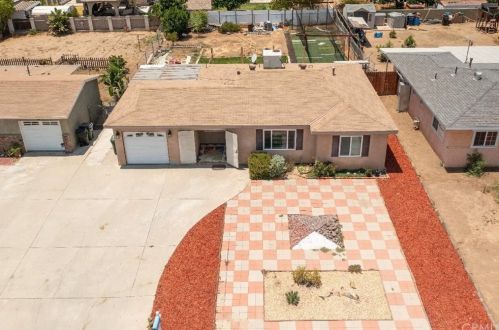 6728 Fillmore Ave, Rialto, CA 92376-2643
