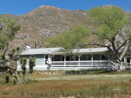 3858 Kelso Valley Rd, Weldon, CA 93283-9563