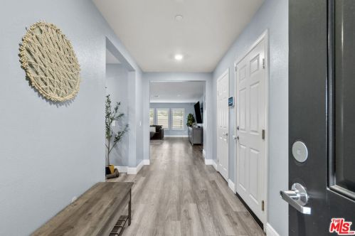 44719 Aspen St, Lancaster, CA 93535