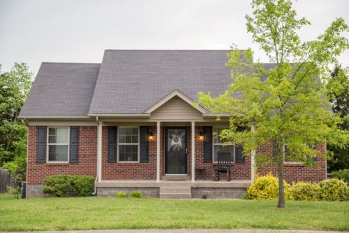 136 Crystal View Ct, Mount Washington, KY 40047-6491