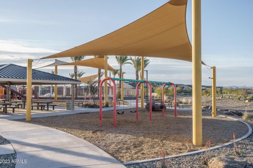 15986 Electra Ln, Sun City AZ 85387 exterior