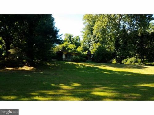 260 Upper Ferry Rd, Trenton, NJ 08628-2734
