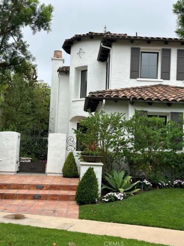 24 Venezia, Newport Beach, CA 92657-1617