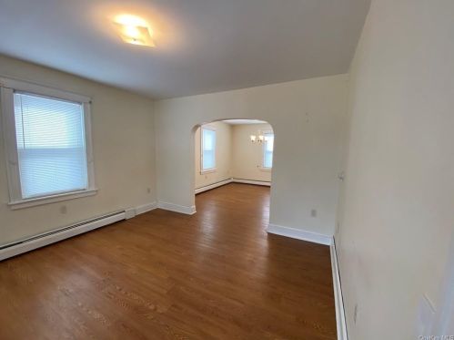 11 Muller Ave, Highland Falls, NY 10928-1905