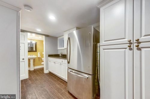 1826 18th St, Washington DC 20009-1707 exterior