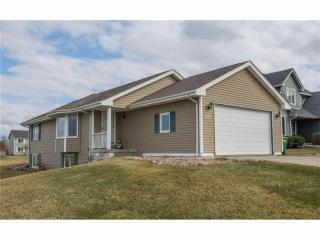 1216 7th St, Indianola, IA 50125-4002