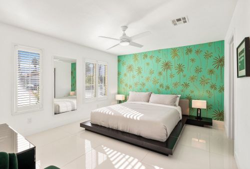 1811 Los Alamos Rd, Palm Springs, CA 92262-3900